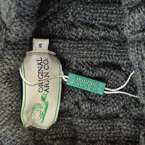 100% Wool Original Aran Co Green Merino Cable Knit Cardigan Sweater Size Small - Picture 11 of 12